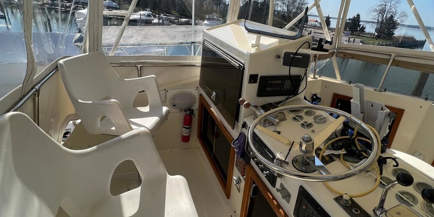 Hatteras 77 Convertible