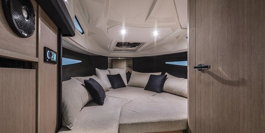 Cranchi E30 Endurance