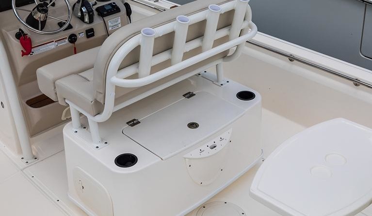Boston Whaler 210 Montauk