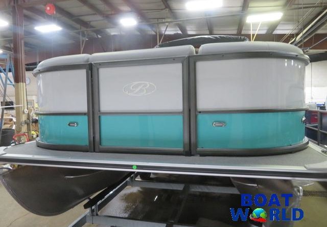 Premier Pontoons Navigator 220