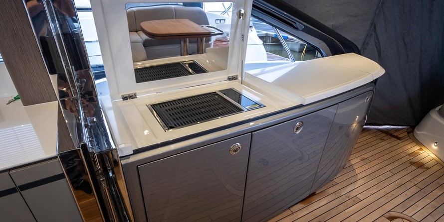 Princess V55