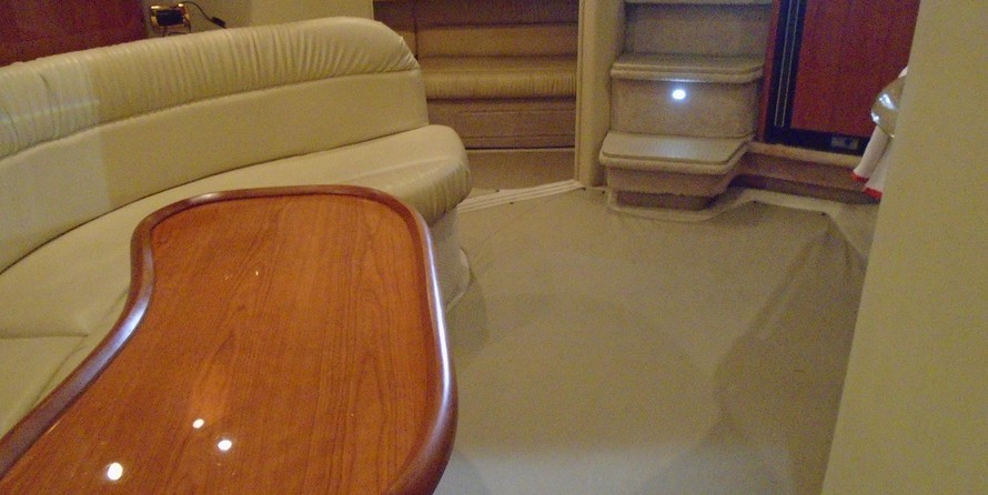 Sea Ray 410 Sundancer