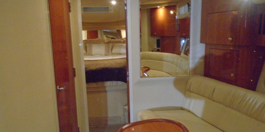 Sea Ray 410 Sundancer