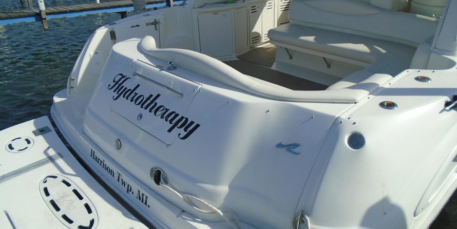 Sea Ray 410 Sundancer