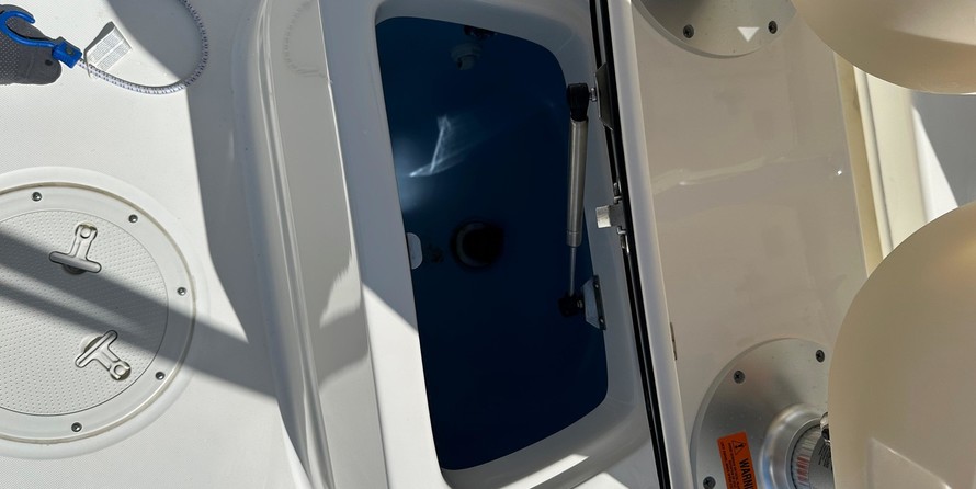 Boston Whaler 190 Outrage