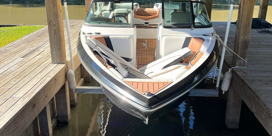 Super Air Nautique 230