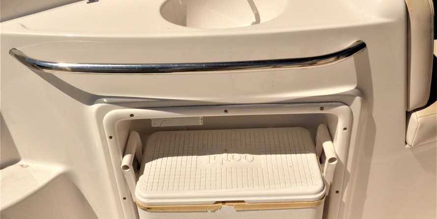 Chaparral 270 Signature