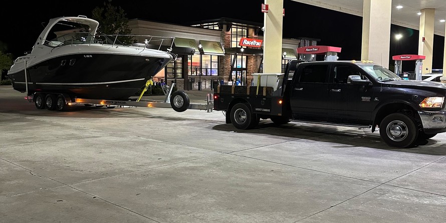 Sea Ray 330 Sundancer