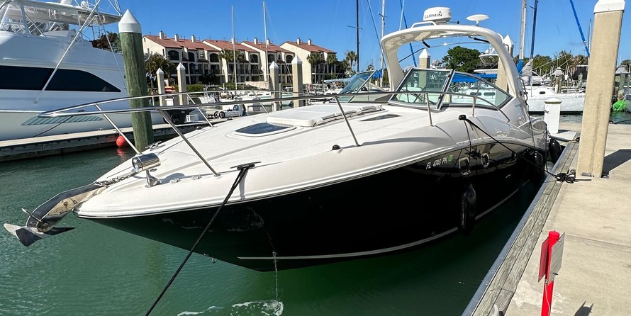 Sea Ray 330 Sundancer
