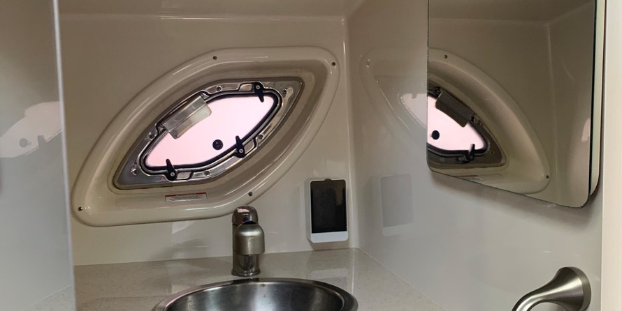 Sea Ray 330 Sundancer