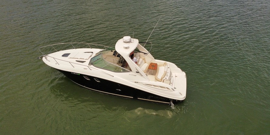 Sea Ray 330 Sundancer