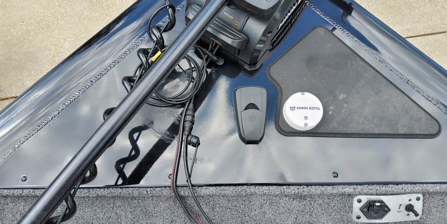 Tracker Pro Team 195 TXW