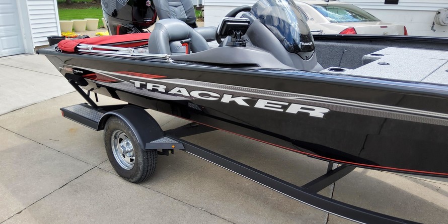 Tracker Pro Team 195 TXW