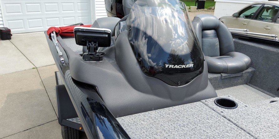 Tracker Pro Team 195 TXW