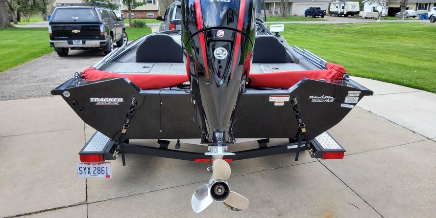 Tracker Pro Team 195 TXW