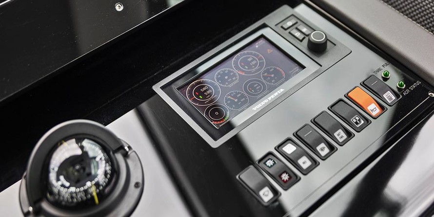 Cruisers Yachts 60 Cantius