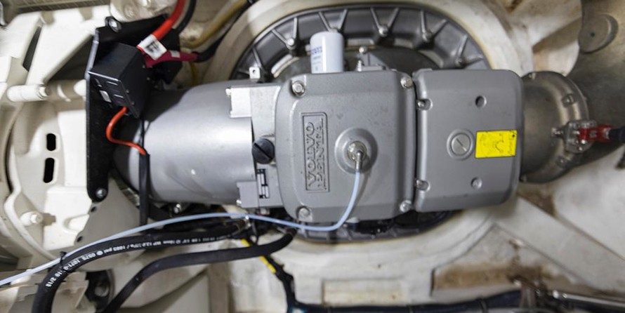 Cruisers Yachts 60 Cantius