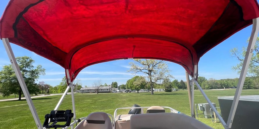Sun Tracker Bass Buggy 18 DLX
