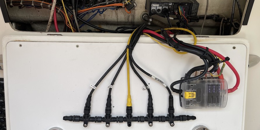 Cobia 217 center console