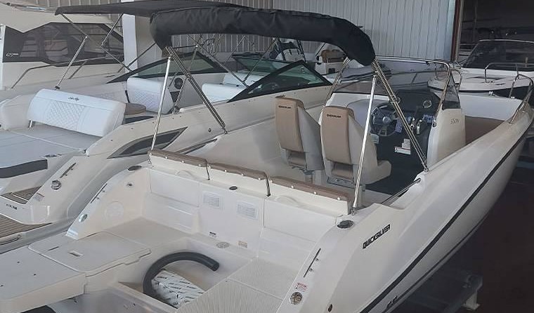 Quicksilver Activ 675 Open