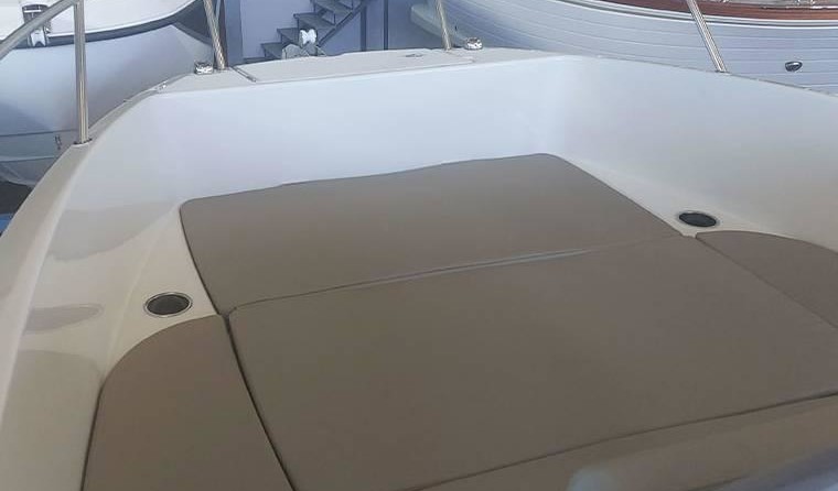 Quicksilver Activ 675 Open