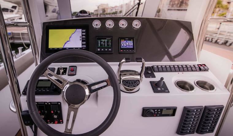 Rodman 33 Offshore