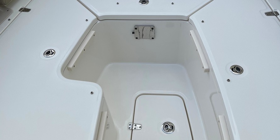 Boston Whaler 320 Vantage