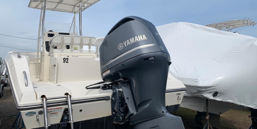 Cobia 217 center console