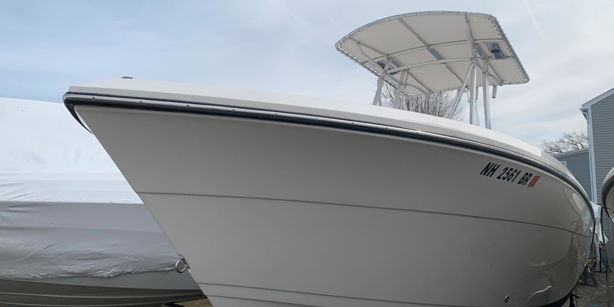 Cobia 217 center console