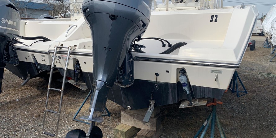 Cobia 217 center console