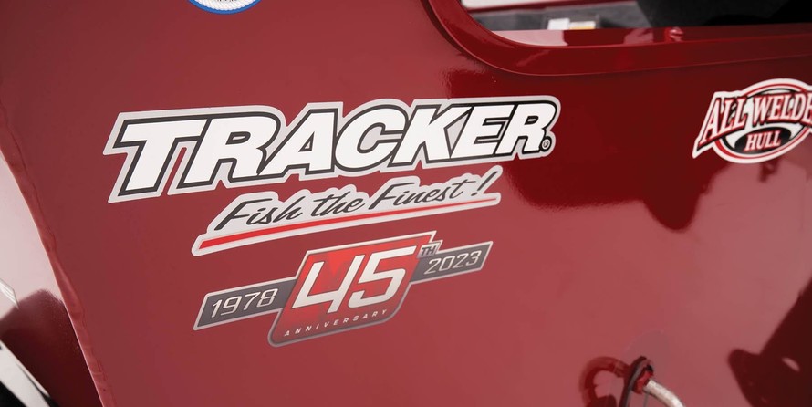 Tracker Pro Guide V-16 SC