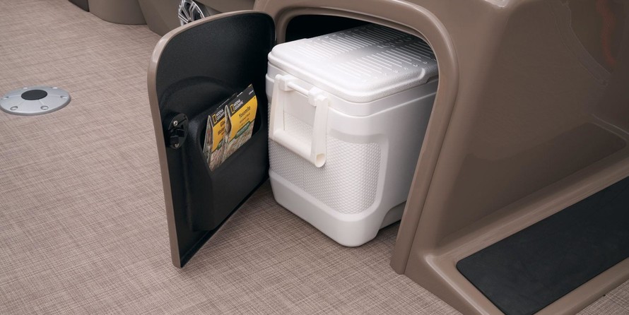 Sun Tracker Party Barge 22 DLX