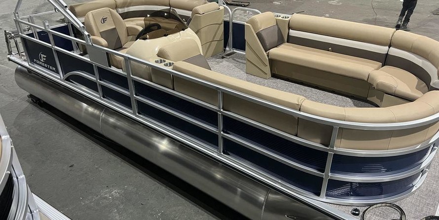 Sunchaser Boats Geneva Cruise 22 LR DH