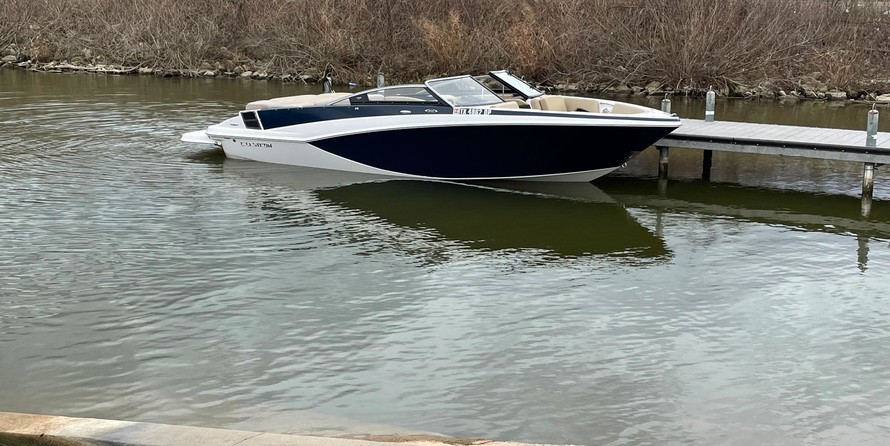 Glastron GT 225