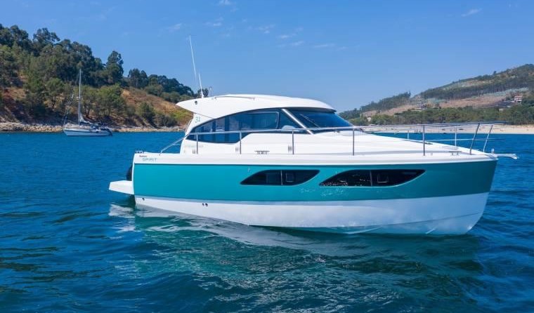Rodman Spirit 31 Hardtop Outboard