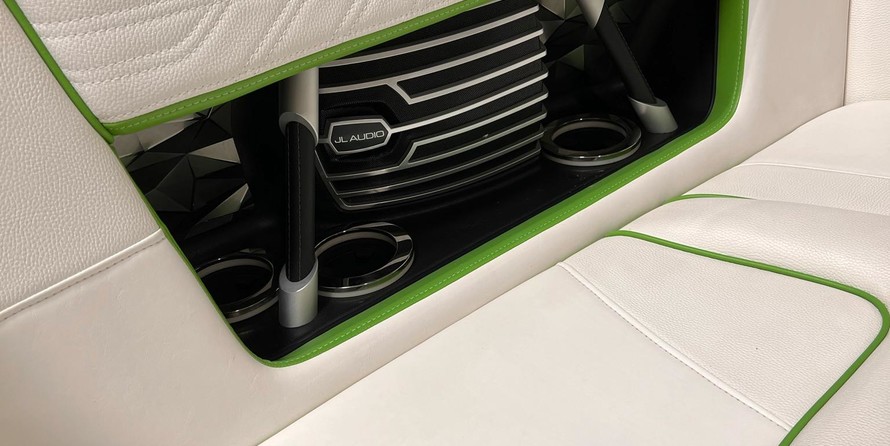 Super Air Nautique G23