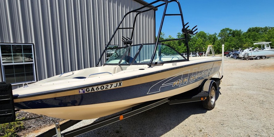 Correct craft air nautique 226 team