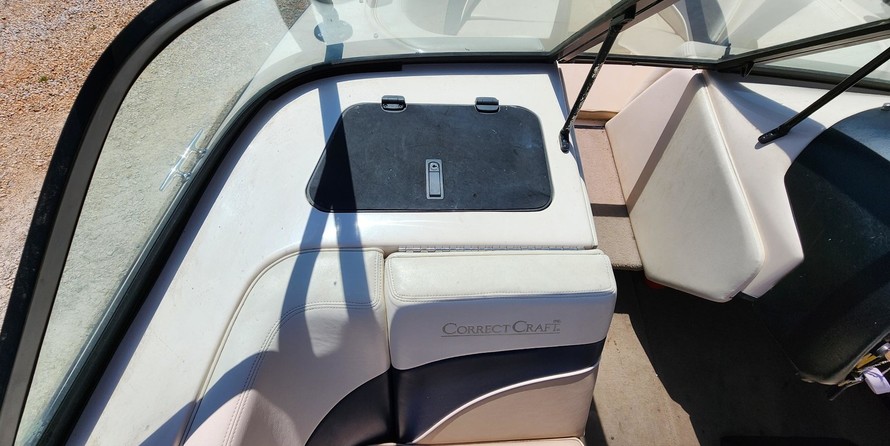 Correct craft air nautique 226 team