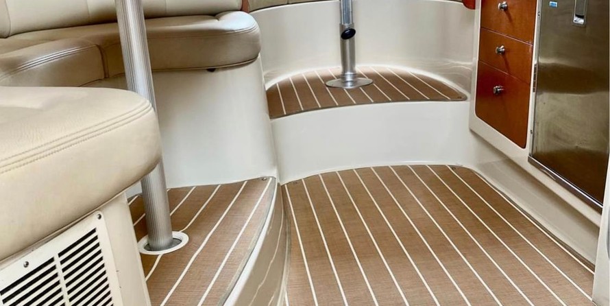 Chaparral 290 Signature