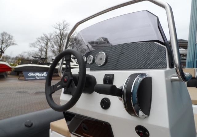 Ocean craft marine amp 8.4