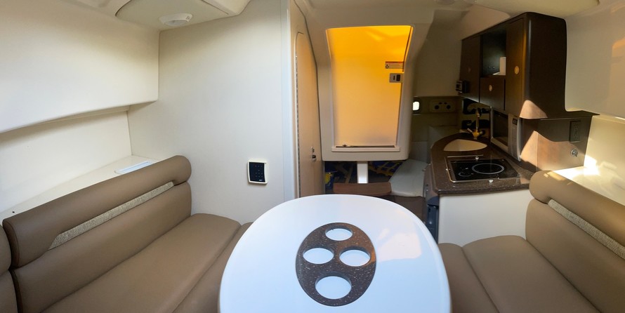 Boston Whaler 285 Conquest