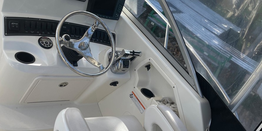 Boston Whaler 285 Conquest
