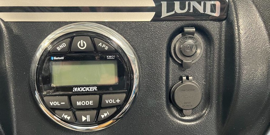 Lund Boats 1675 Impact SS