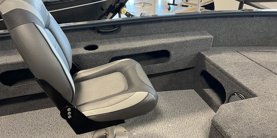 Lund Boats 1675 Impact SS