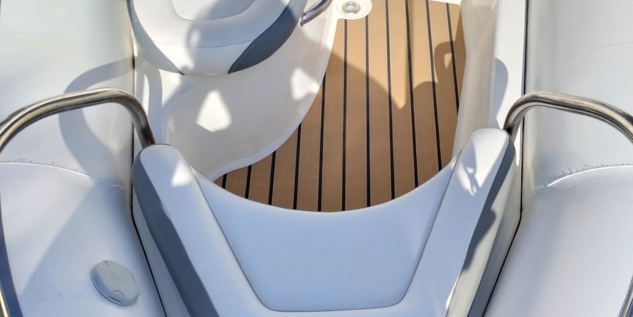 Zodiac Yachtline 380