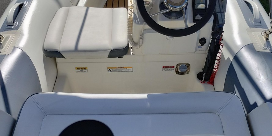 Zodiac Yachtline 380