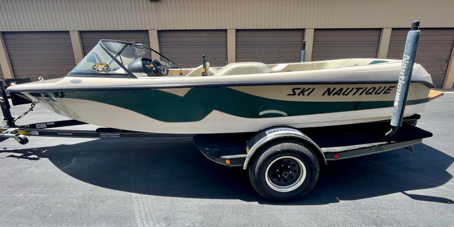 Correctcraft ski nautique