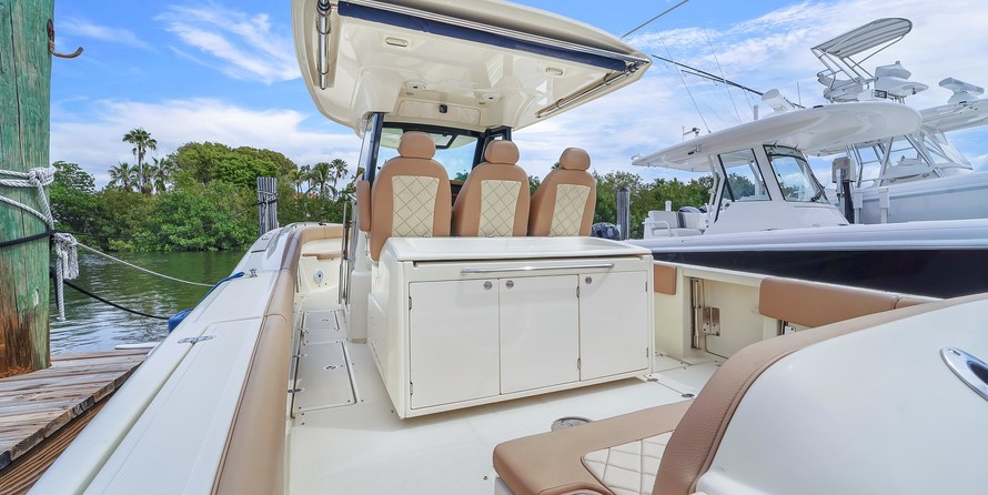 Chris-Craft Catalina 34