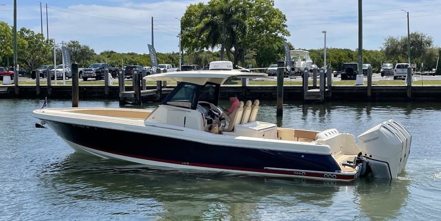 Chris-Craft Catalina 34