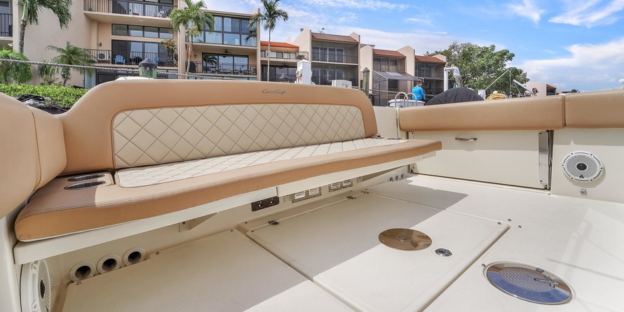 Chris-Craft Catalina 34